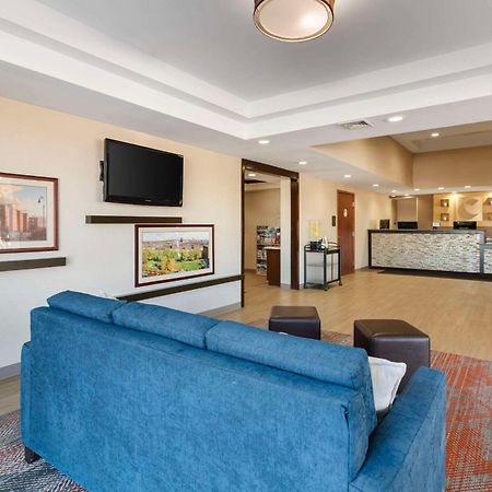 Comfort Inn Airport Μάντσεστερ Εξωτερικό φωτογραφία